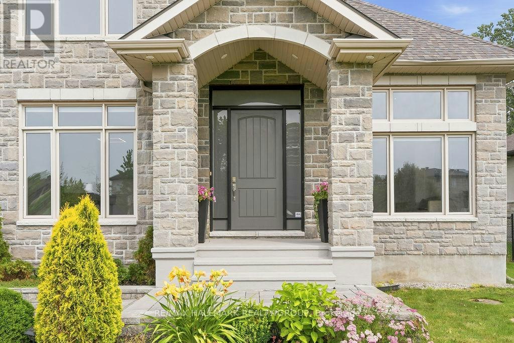 520 Leimerk Court, Manotick, ON, K4M 0E9 - 3