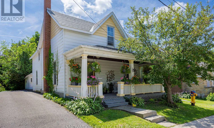 58 Lake Avenue E
