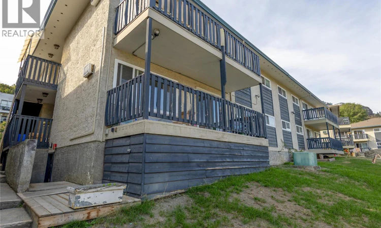 129-3505 38 Street