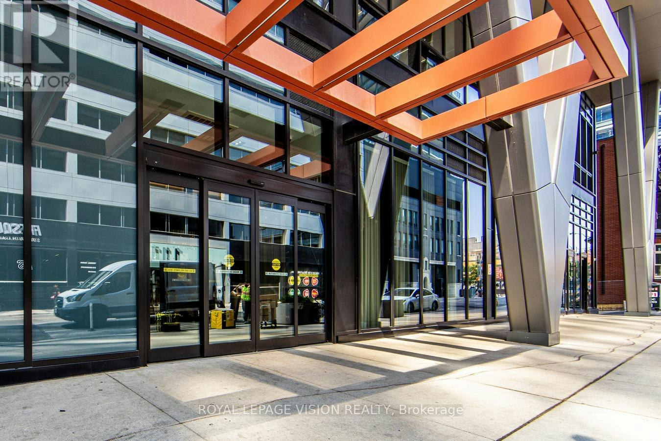 619-108 Peter Street, Toronto, ON, M5V 2G7 - 3