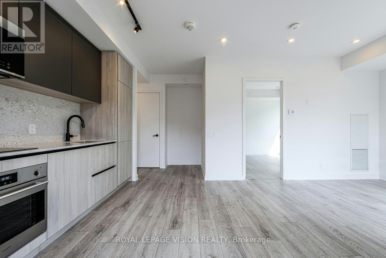 619-108 Peter Street, Toronto, ON, M5V 2G7 - 13