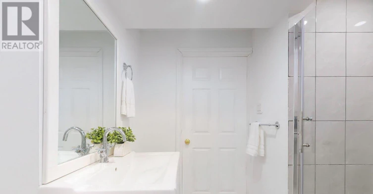 BSMT-1071 Summitview Crescent, Oshawa, ON, L1K 2K5 - 11