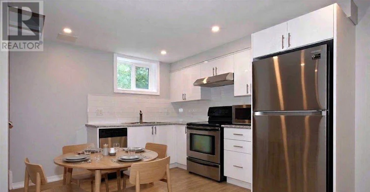 LOWER-14 Furnival Road, Toronto, ON, M4B 1W2 - 4