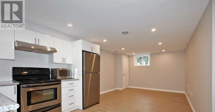 LOWER-14 Furnival Road, Toronto, ON, M4B 1W2 - 5