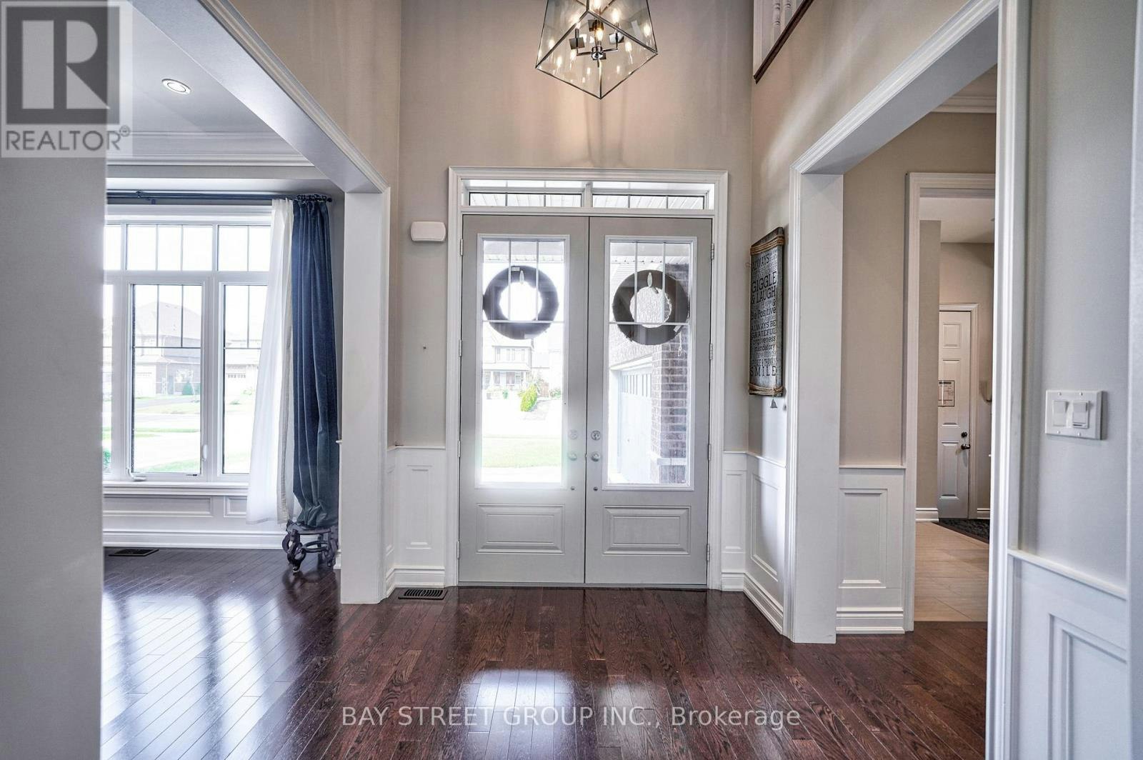 23 Trail Boulevard, Springwater, ON, L9X 0S6 - 2
