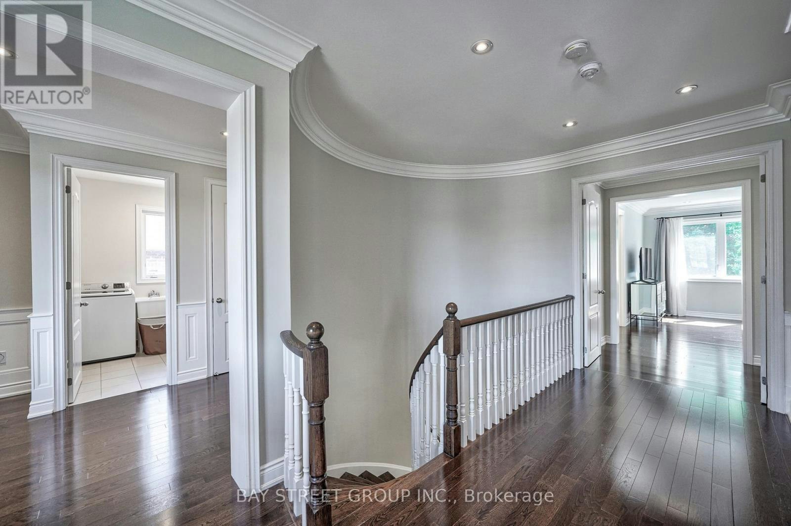 23 Trail Boulevard, Springwater, ON, L9X 0S6 - 21
