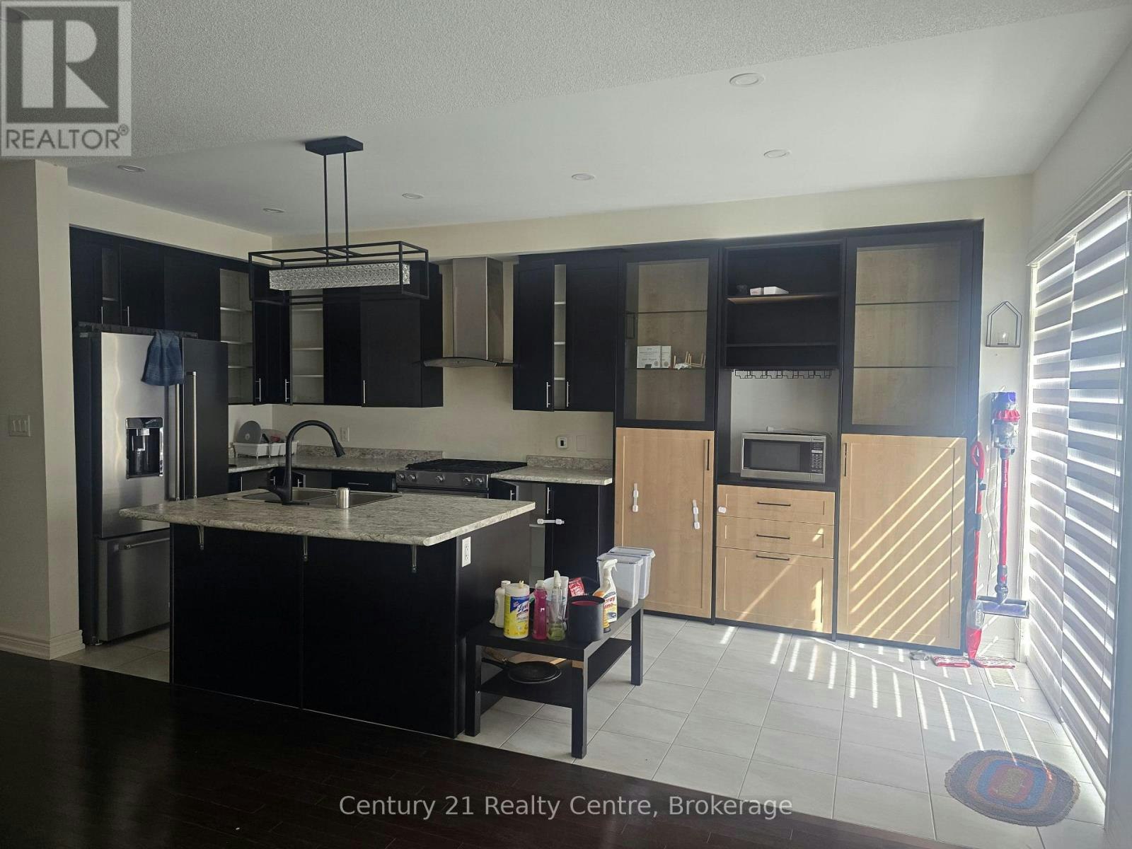 204 Fruitvale Circle, Brampton, ON, L7A 5C4 - 3