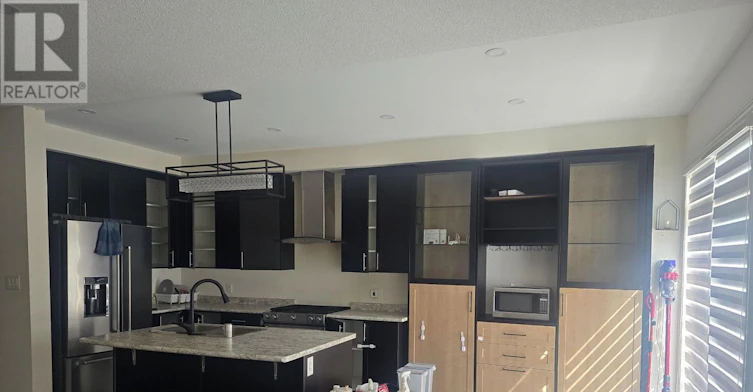 204 Fruitvale Circle, Brampton, ON, L7A 5C4 - 3