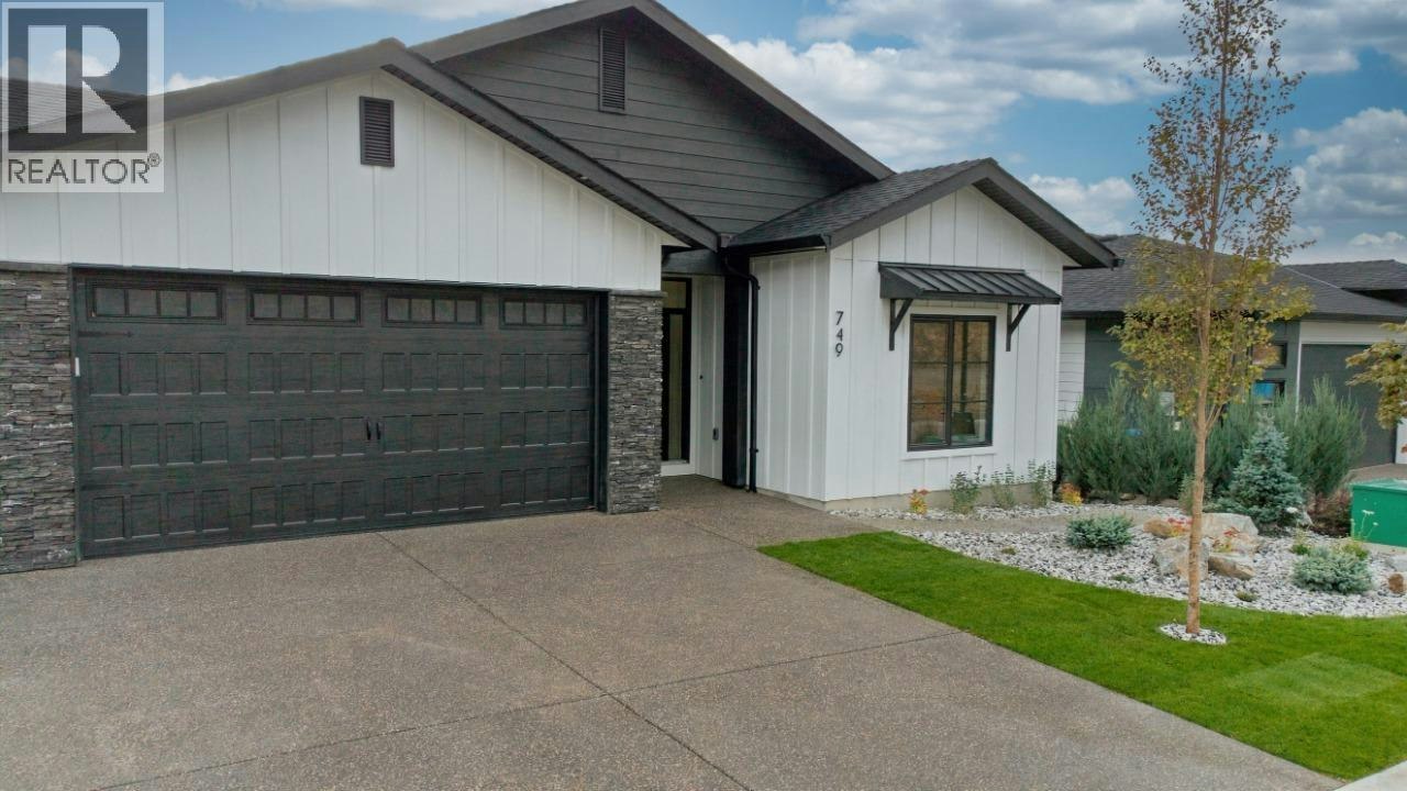 749 Carleton Street, Kelowna, BC, V1V 0A8
