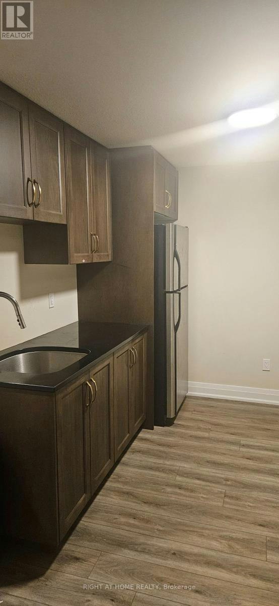 1633 Medway Park Drive, London, ON, N6G 3W1 - 3