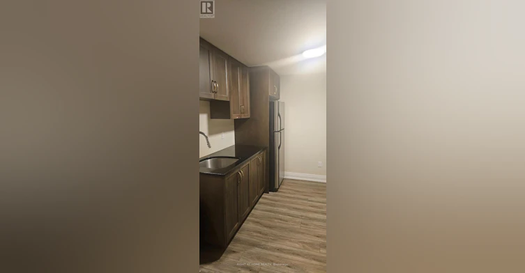 1633 Medway Park Drive, London, ON, N6G 3W1 - 3
