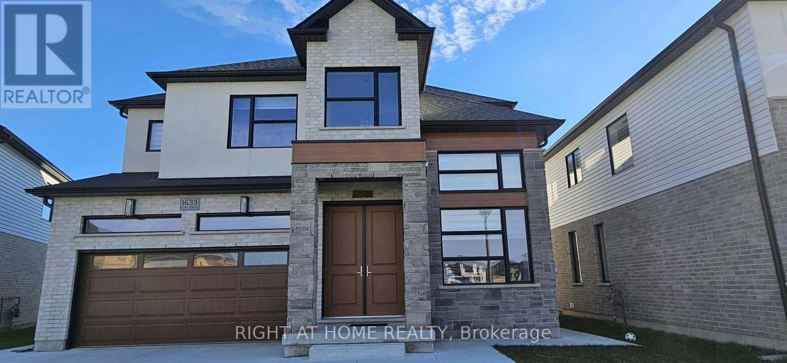 1633 Medway Park Drive, London, ON, N6G 3W1