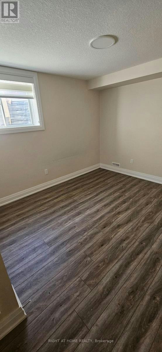 1633 Medway Park Drive, London, ON, N6G 3W1 - 9