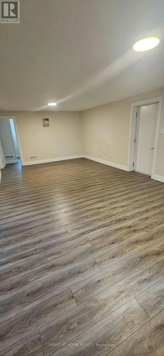 1633 Medway Park Drive, London, ON, N6G 3W1 - 8