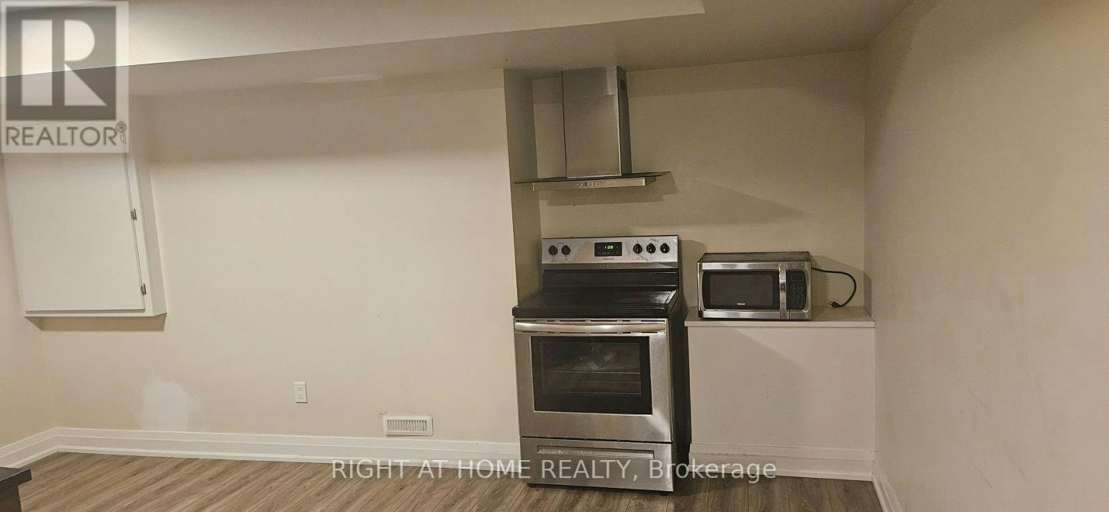 1633 Medway Park Drive, London, ON, N6G 3W1 - 4