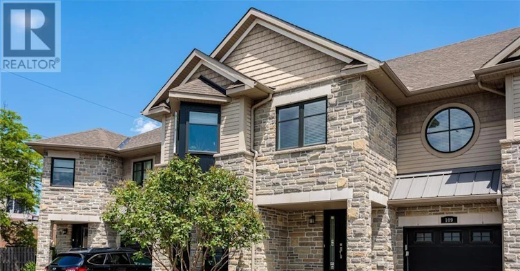 105 Montauk Private, Ottawa, ON, K2C 2B4