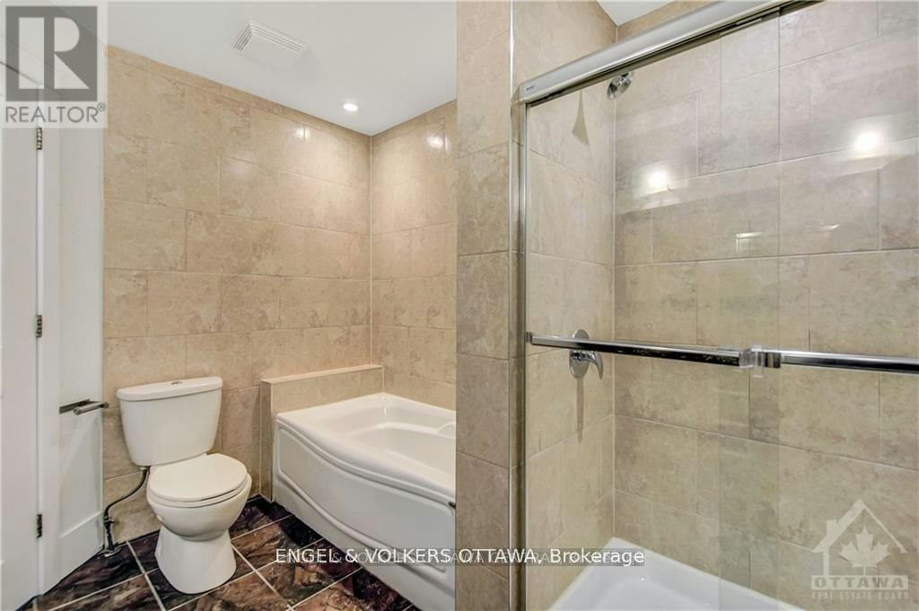 105 Montauk Private, Ottawa, ON, K2C 2B4 - 20