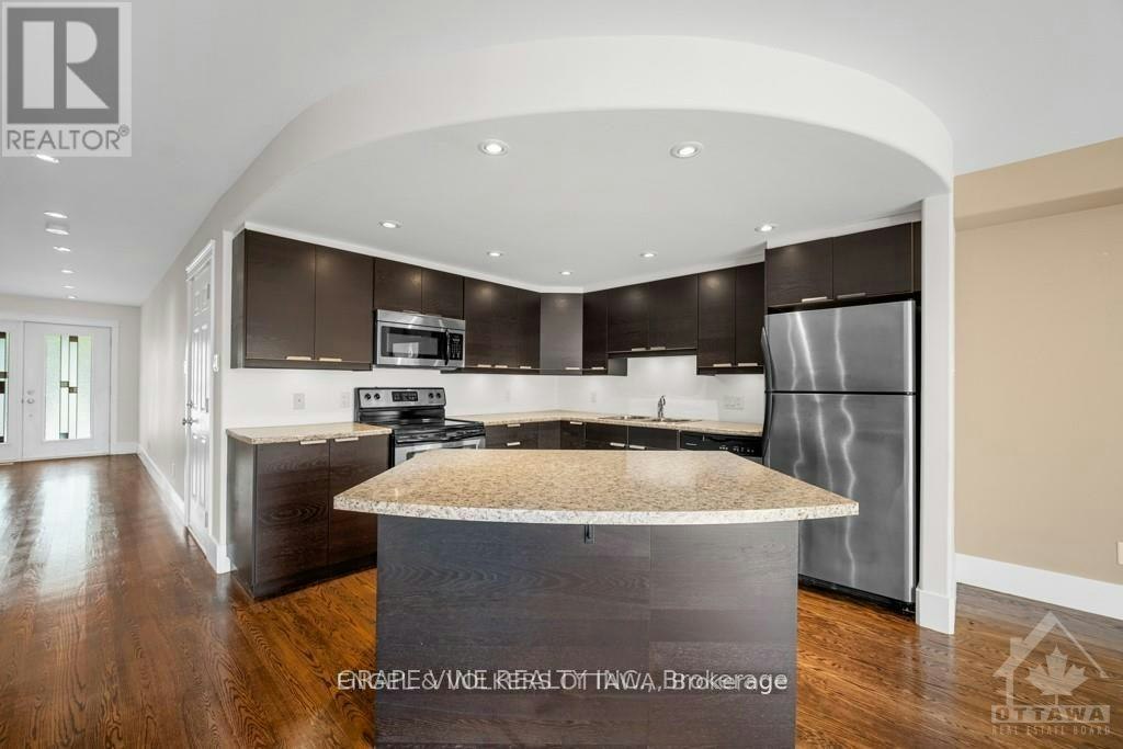 105 Montauk Private, Ottawa, ON, K2C 2B4 - 13