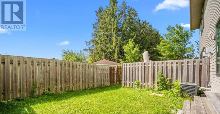105 Montauk Private, Ottawa, ON, K2C 2B4 - 26