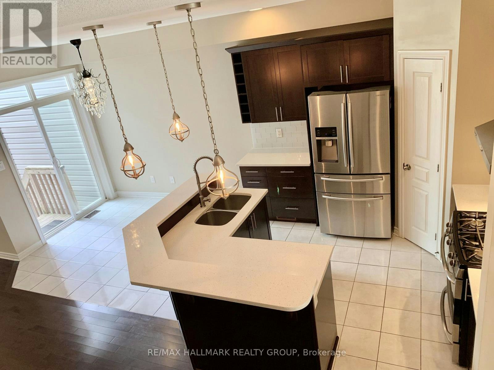 469 Foxhall Way, Ottawa, ON, K2M 0G2 - 8