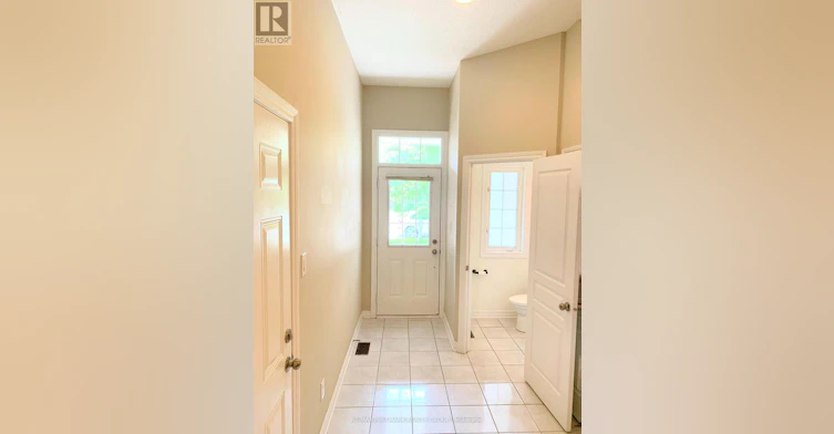 469 Foxhall Way, Ottawa, ON, K2M 0G2 - 3