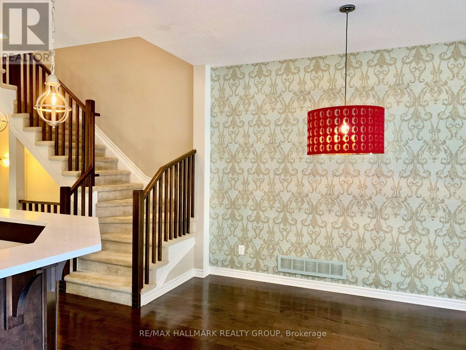 469 Foxhall Way, Ottawa, ON, K2M 0G2 - 13