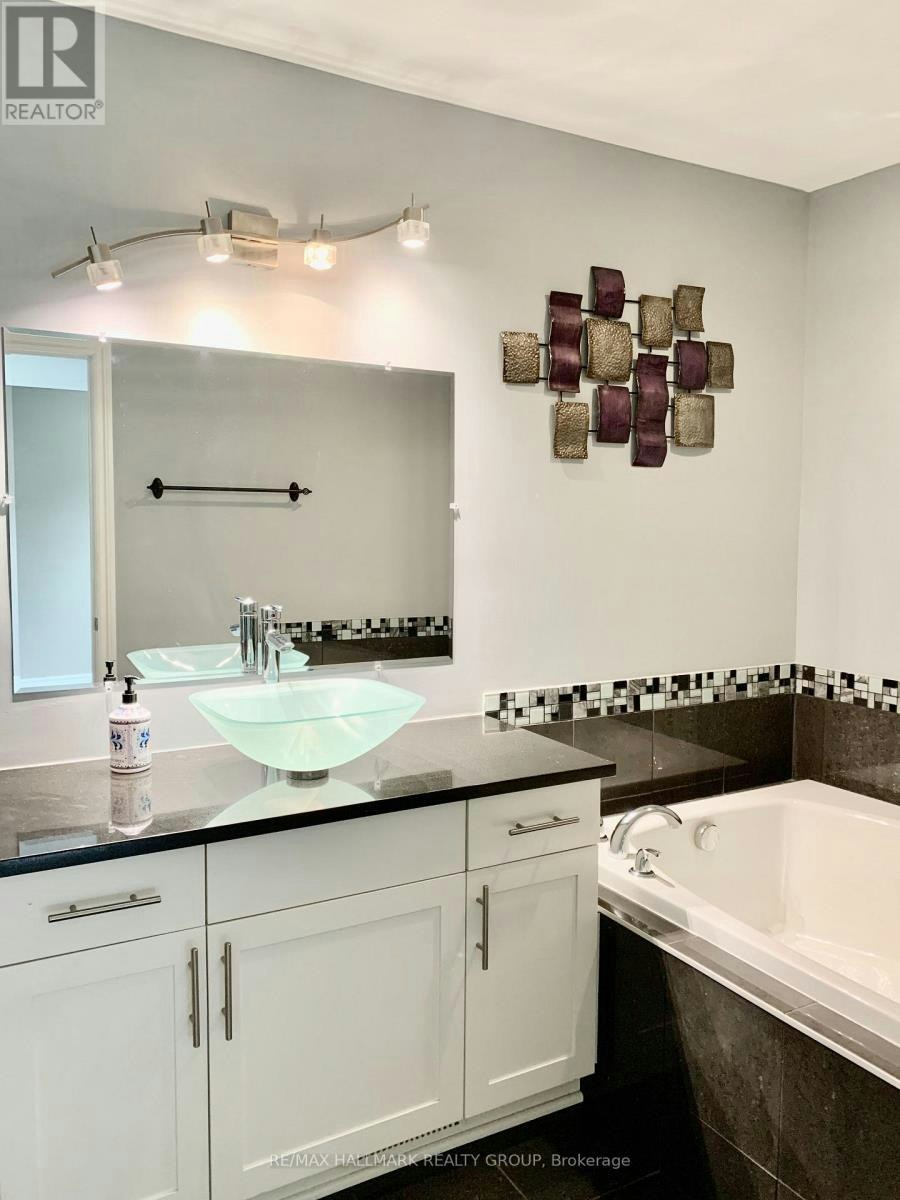 469 Foxhall Way, Ottawa, ON, K2M 0G2 - 23