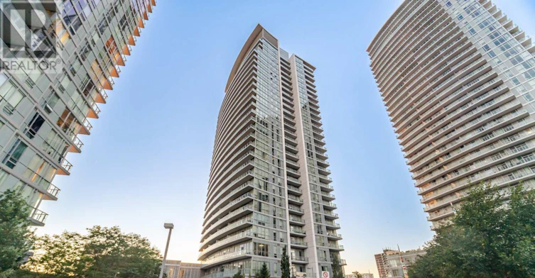 111-66 Forest Manor Road, Toronto, ON, M2J 0B7