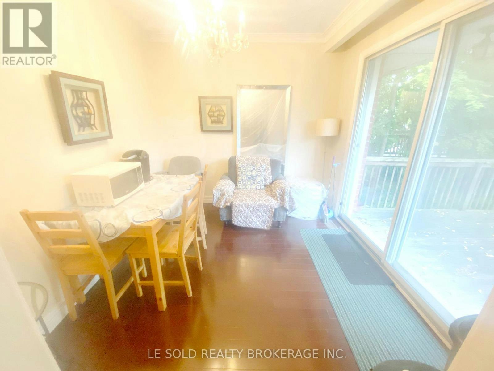 2ND Floor Room 21 Revcoe Drive, Toronto, ON, M2M 2B9 - 4