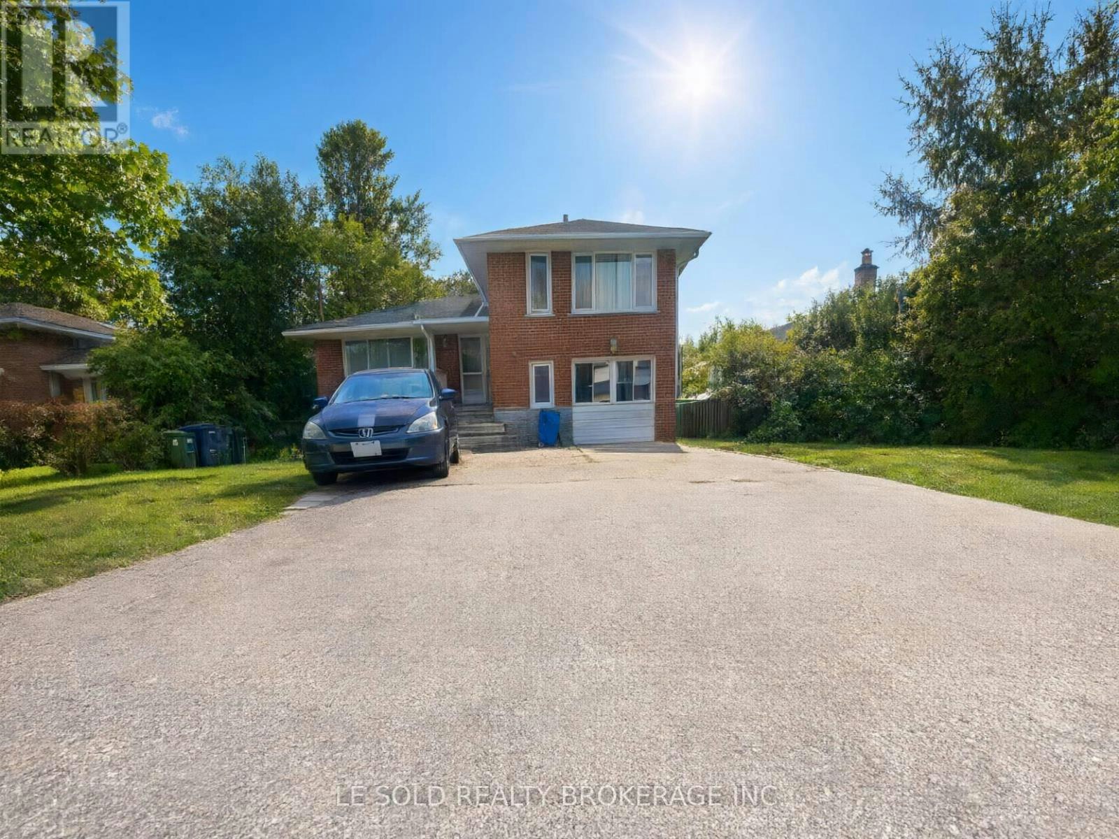 2ND Floor Room 21 Revcoe Drive, Toronto, ON, M2M 2B9