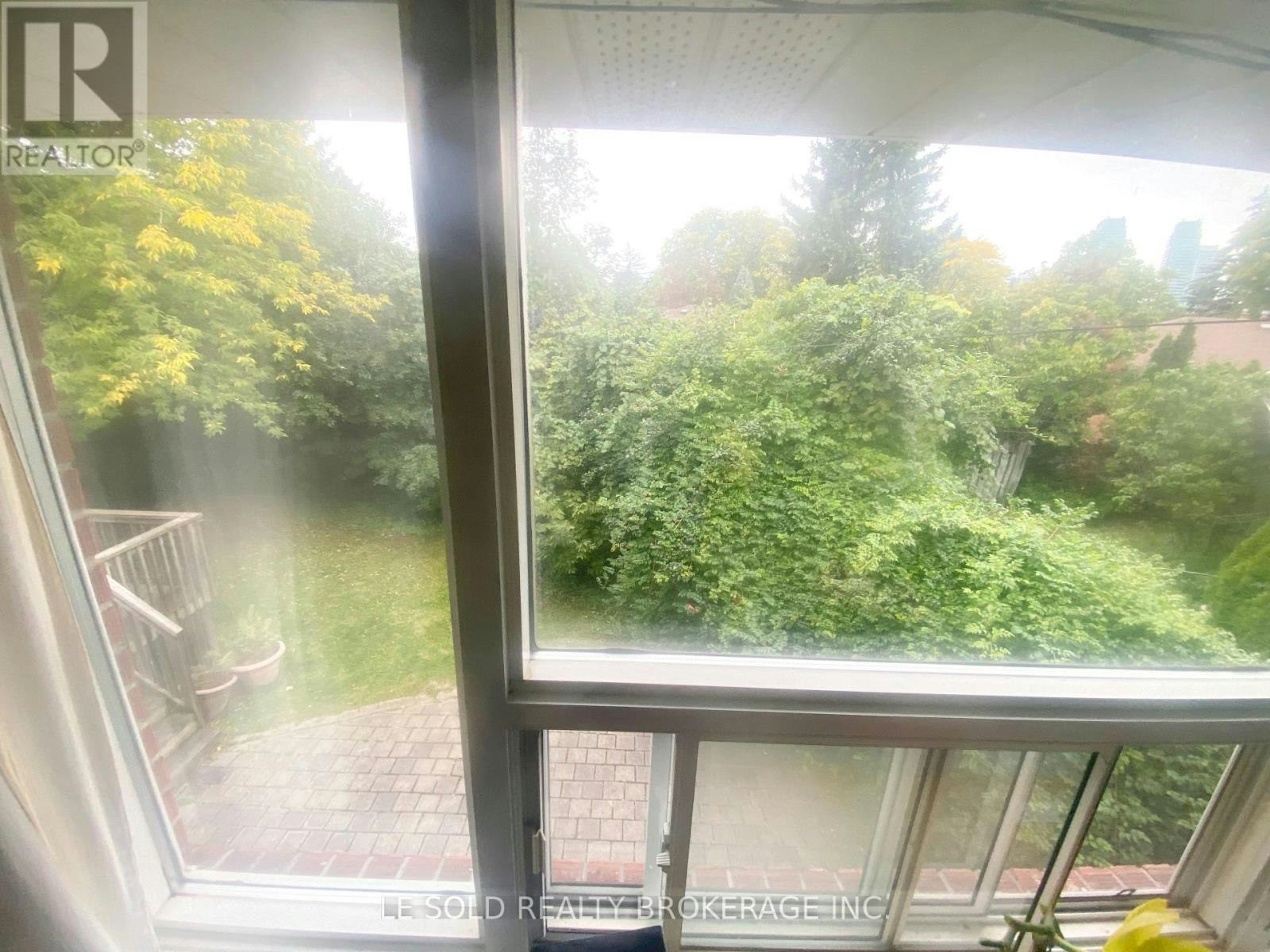 2ND Floor Room 21 Revcoe Drive, Toronto, ON, M2M 2B9 - 7