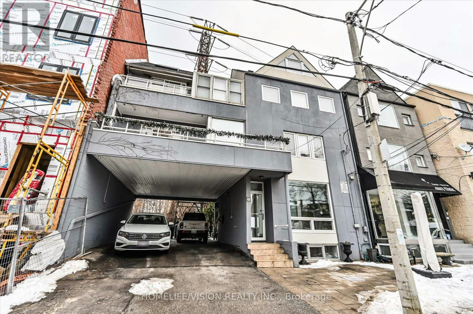 3RD FLR-400 Summerhill Avenue, Toronto, ON, M4W 2E4 - 2