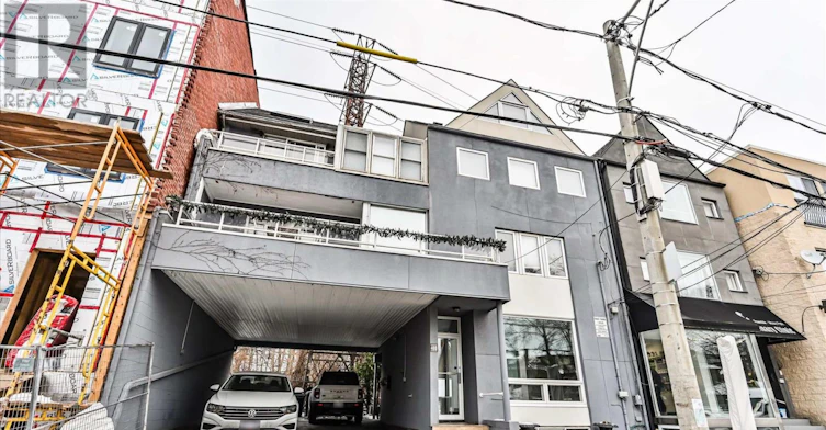 3RD FLR-400 Summerhill Avenue, Toronto, ON, M4W 2E4 - 2