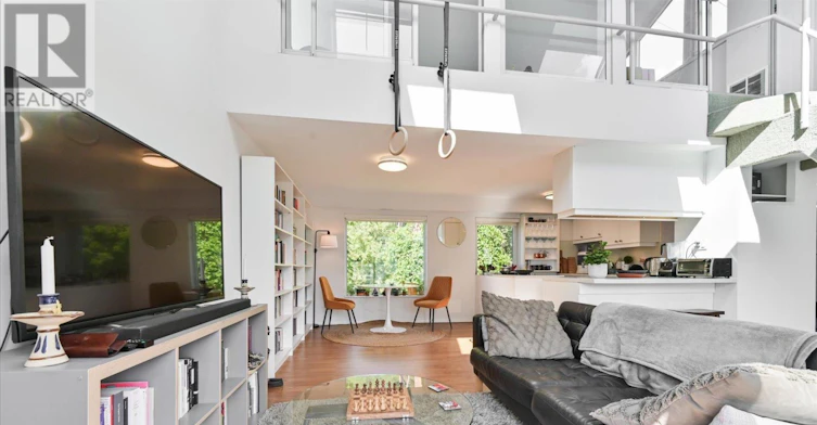 3RD FLR-400 Summerhill Avenue, Toronto, ON, M4W 2E4 - 9