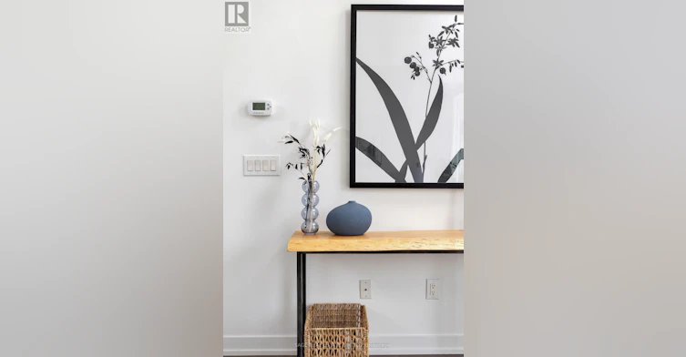 1108-105 George Street, Toronto, ON, M5A 0L4 - 5