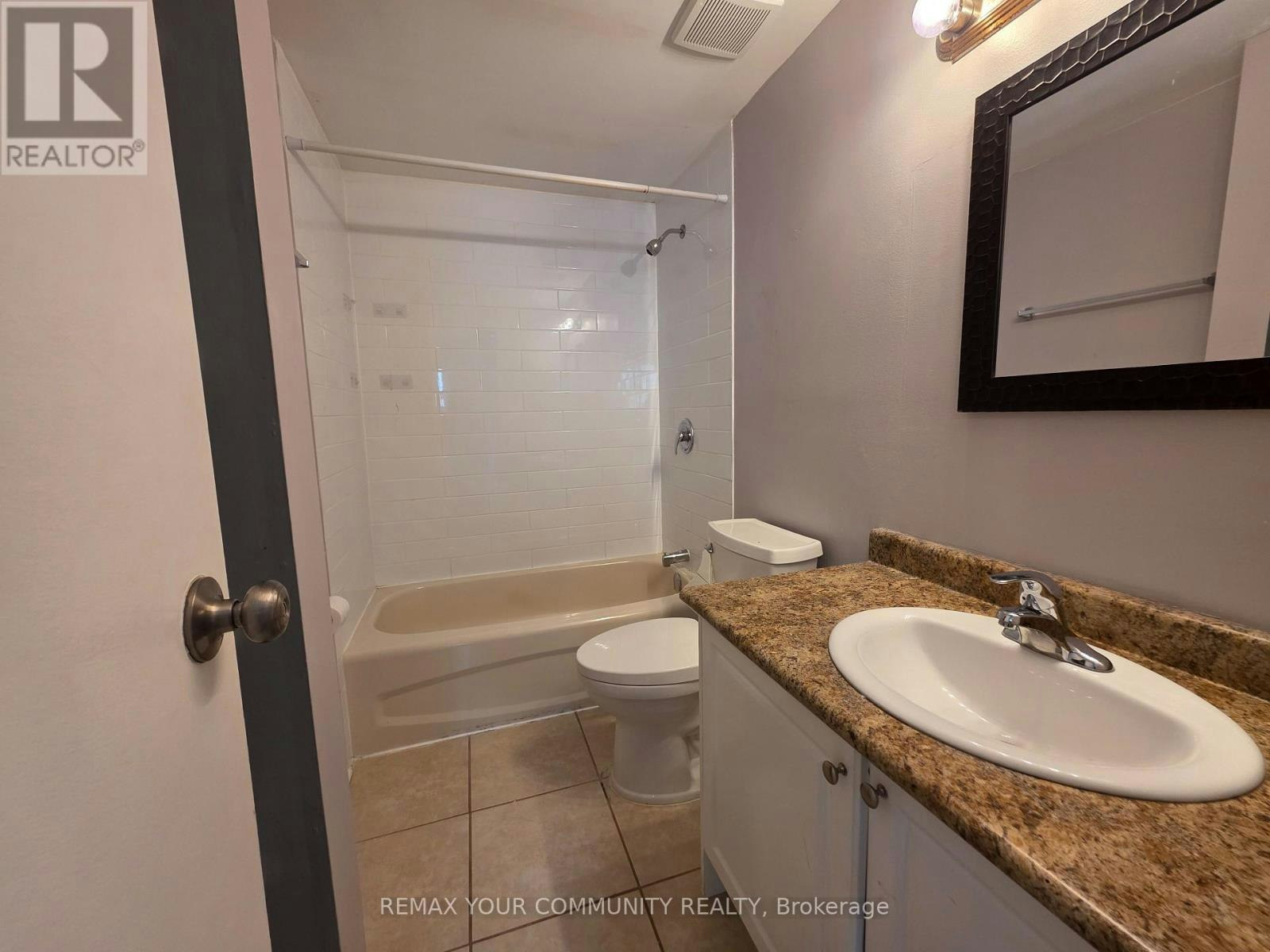 MAIN-331 Phillip Murray Avenue, Oshawa, ON, L1J 1H1 - 17