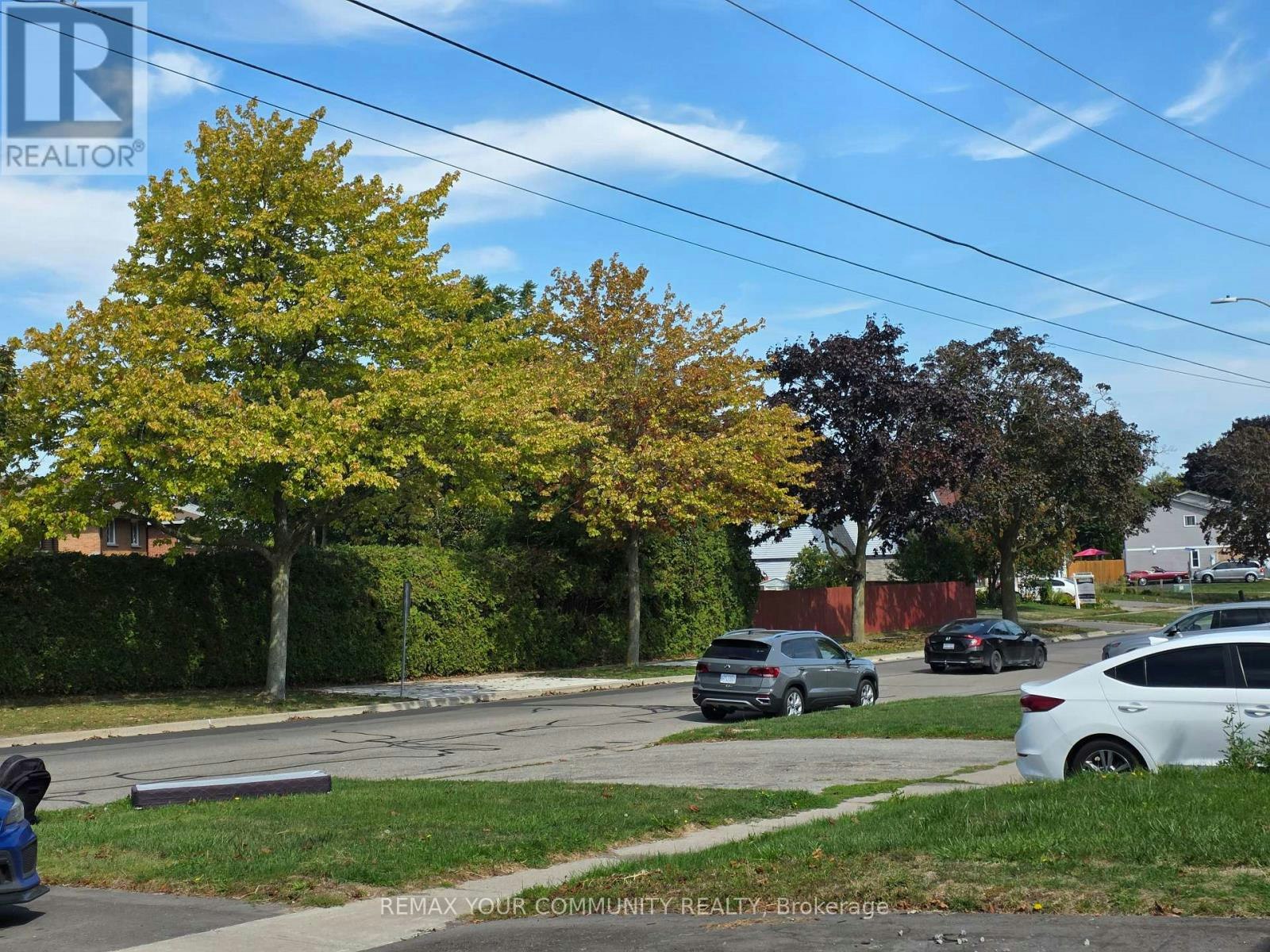 MAIN-331 Phillip Murray Avenue, Oshawa, ON, L1J 1H1 - 2