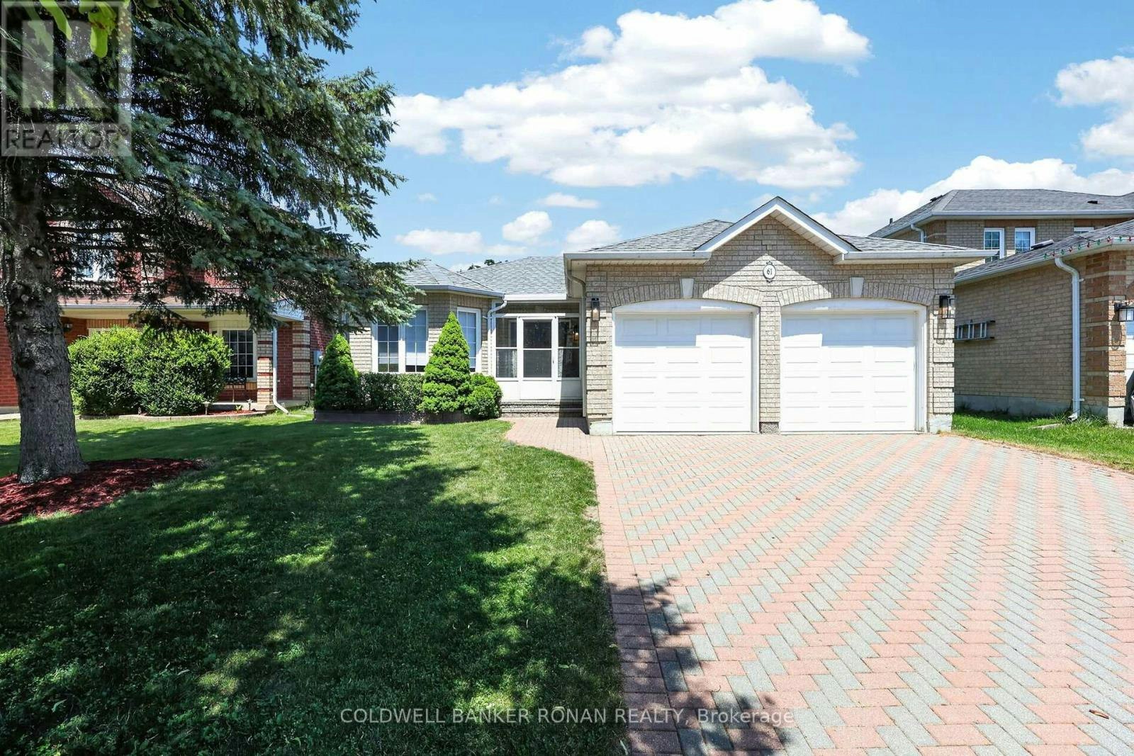 61 Darling Crescent, New Tecumseth, ON, L9R 1P5