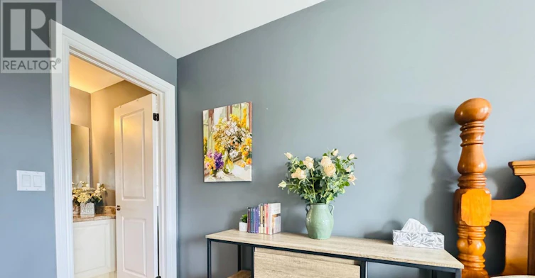 BEDROOM 1-110 Bond Crescent, Richmond Hill, ON, L4E 3L1 - 6