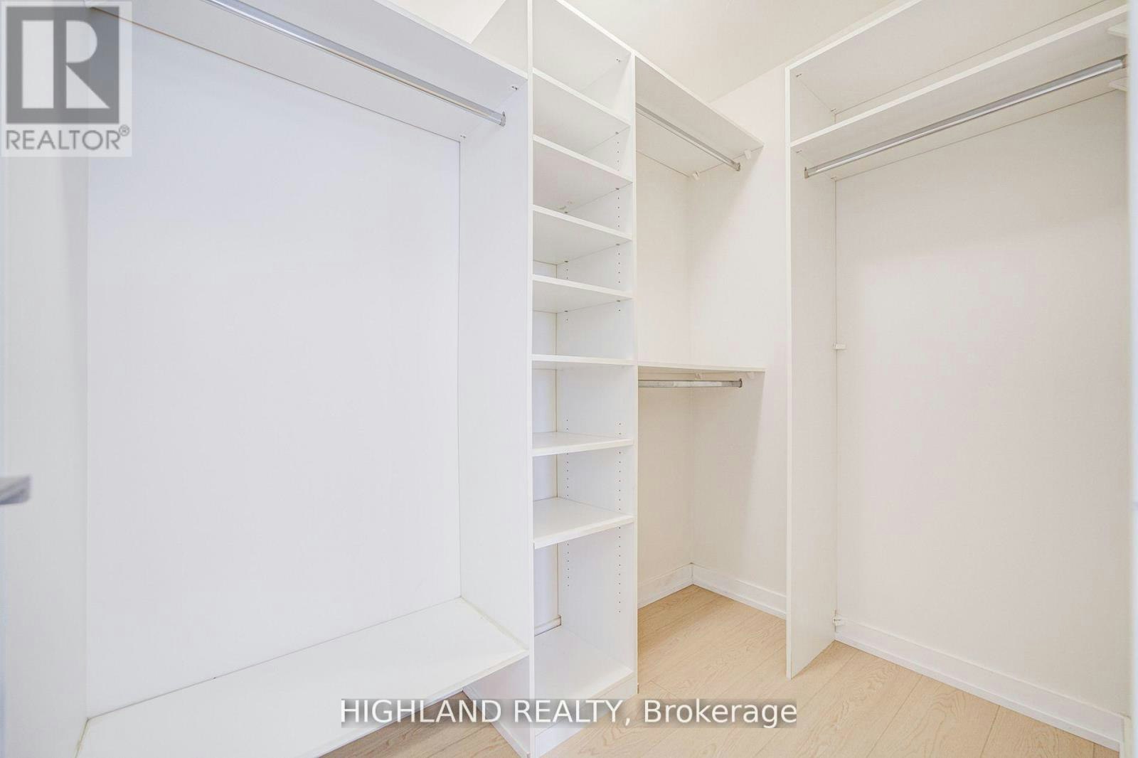 9-4070 Parkside Village Drive, Mississauga, ON, L5B 0K2 - 16