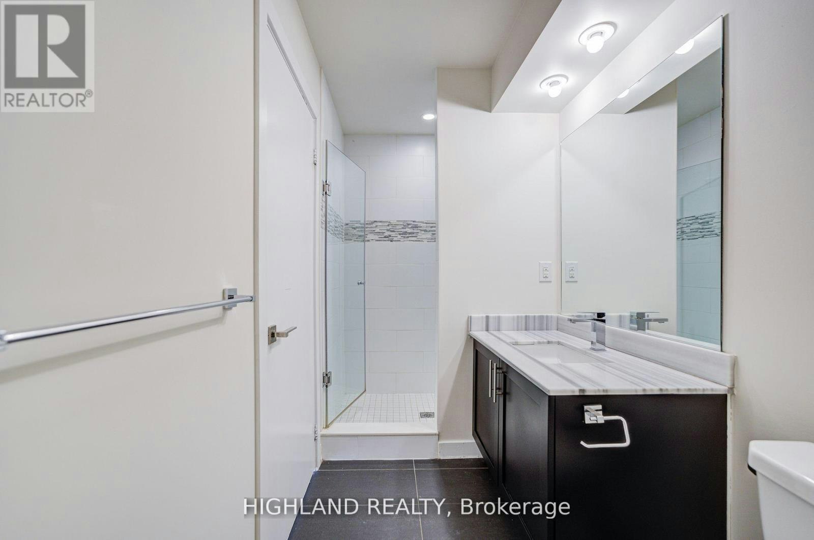 9-4070 Parkside Village Drive, Mississauga, ON, L5B 0K2 - 18