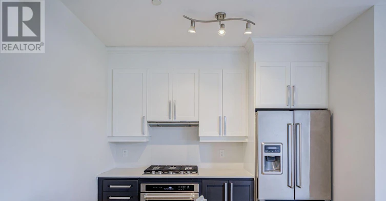 9-4070 Parkside Village Drive, Mississauga, ON, L5B 0K2 - 8