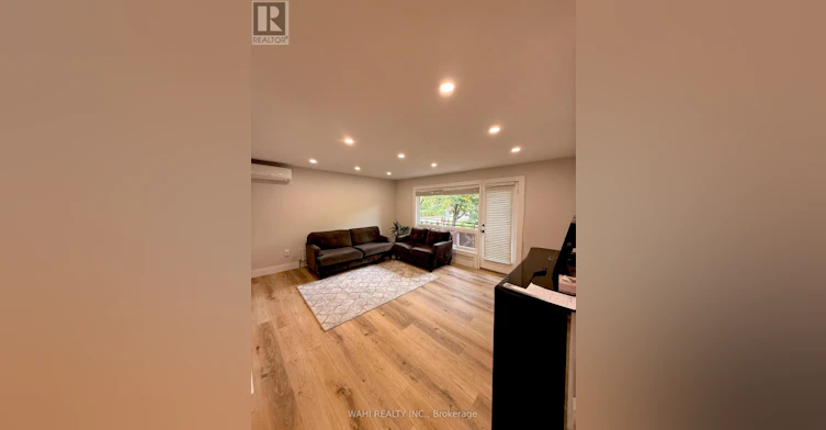 2-24 Lloyd George Avenue, Toronto, ON, M8W 3W4 - 3