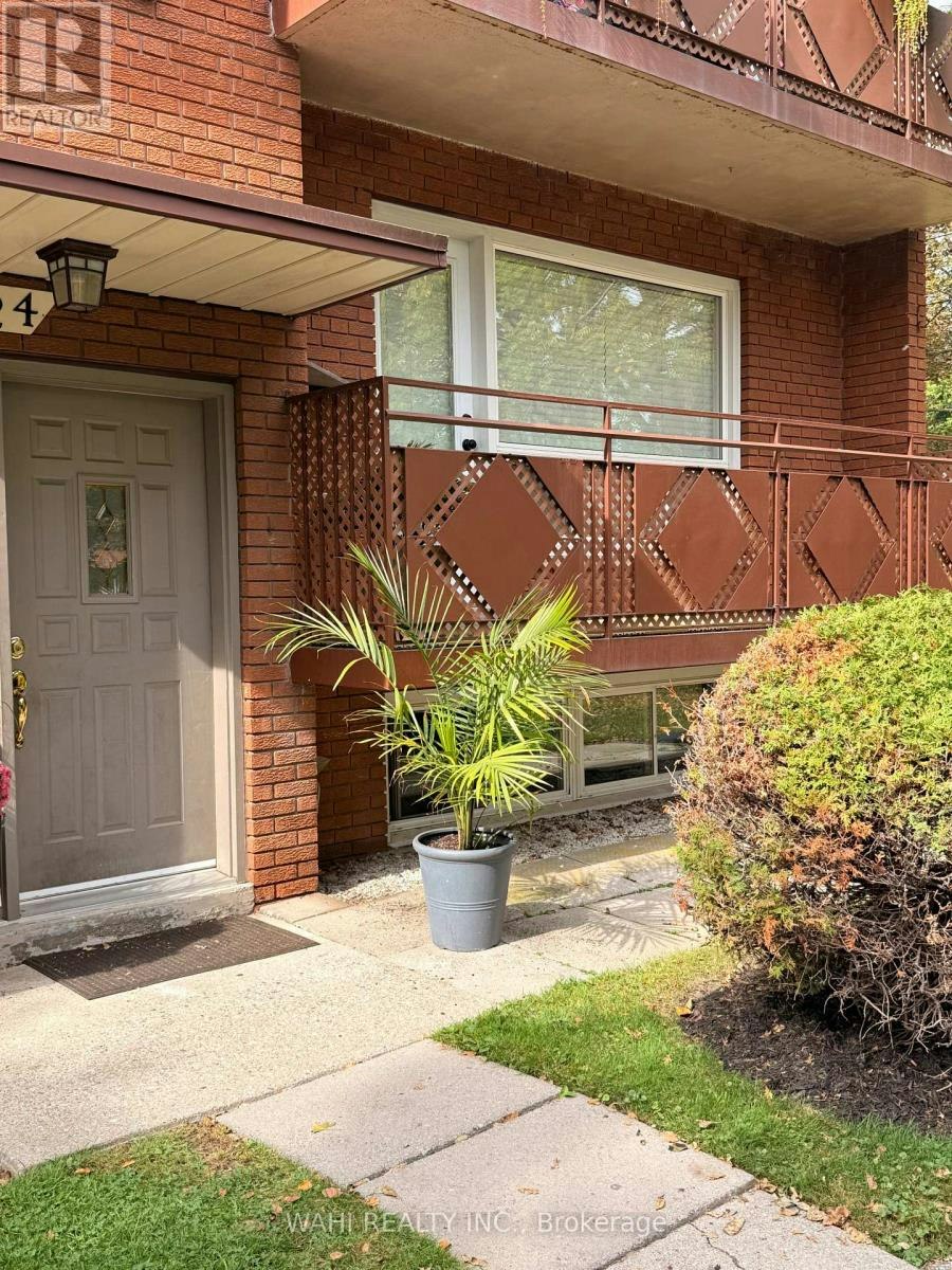 2-24 Lloyd George Avenue, Toronto, ON, M8W 3W4 - 2