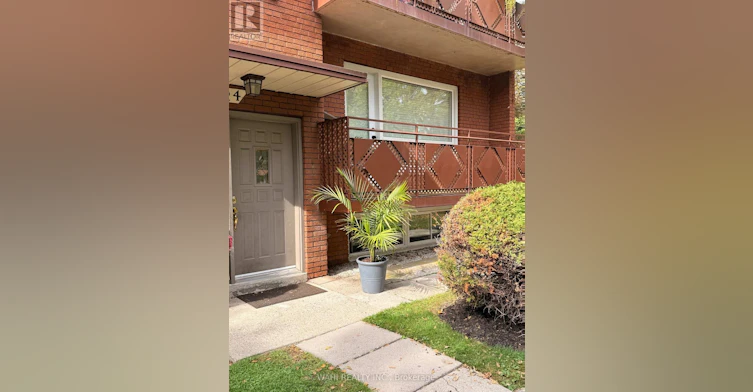 2-24 Lloyd George Avenue, Toronto, ON, M8W 3W4 - 2