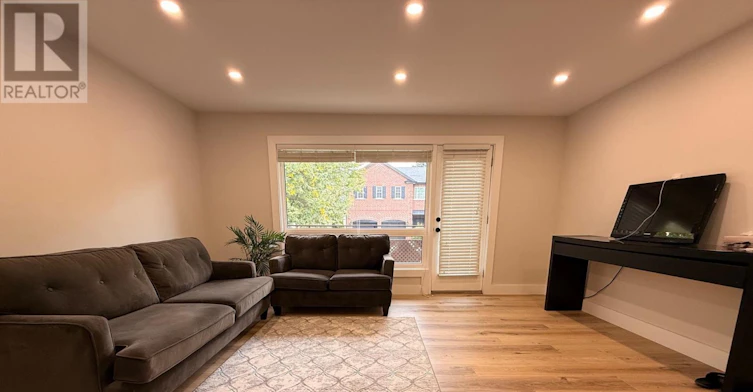 2-24 Lloyd George Avenue, Toronto, ON, M8W 3W4 - 5