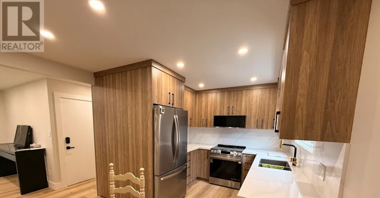 2-24 Lloyd George Avenue, Toronto, ON, M8W 3W4 - 7