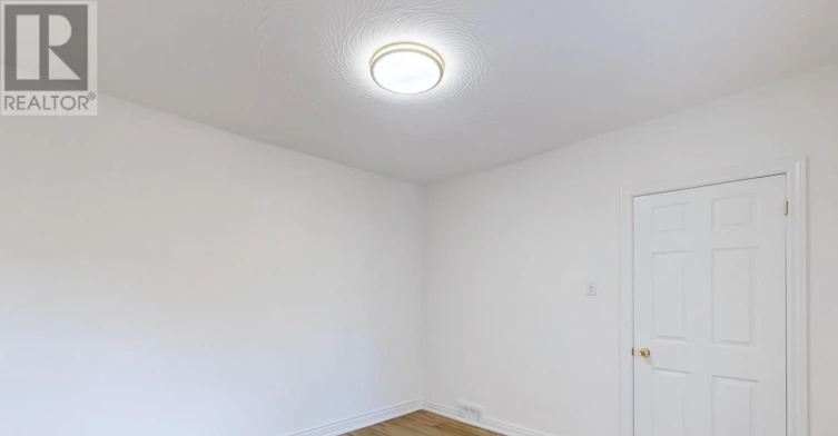 MAIN-102 Bowie Avenue, Toronto, ON, M6E 2P7 - 5