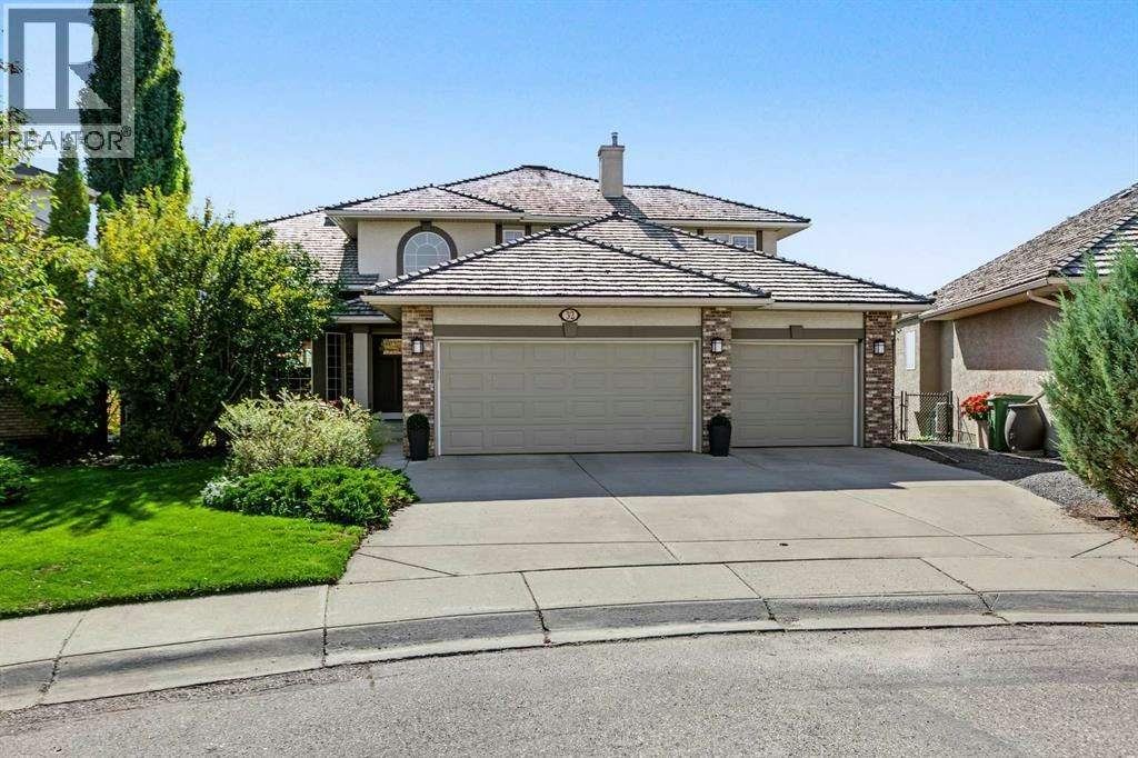 32 Mt Kidd Point SE, Calgary, AB, T2Z 3C5