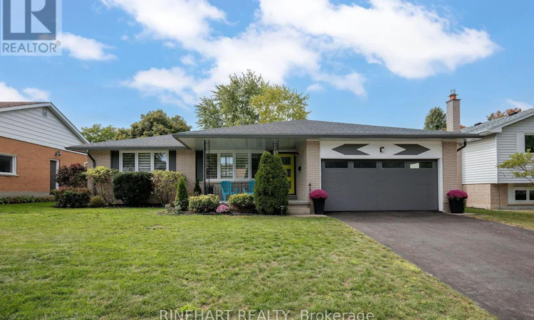 17 Applewood Lane